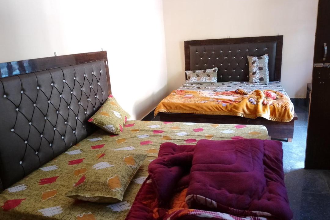 Photo of Bedroom in Nandaprayag