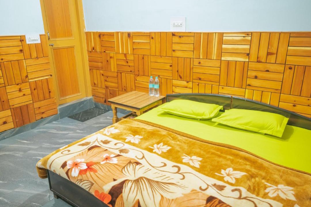 Photo of Bedroom in Kasol