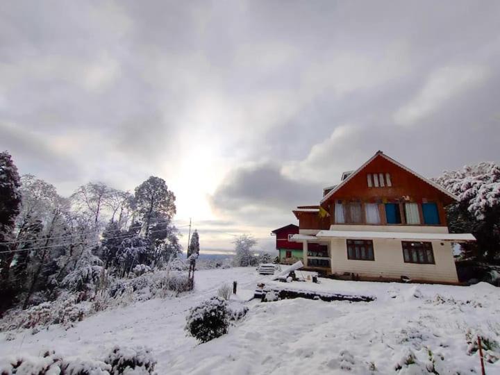 Photo of Buildings in Darjeeling