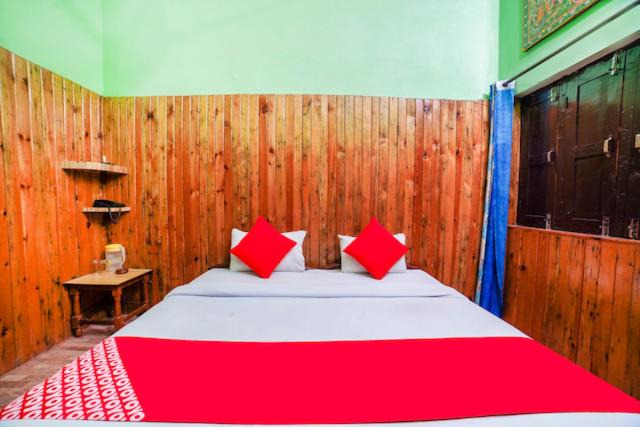 Photo of Bedroom in Ranikhet