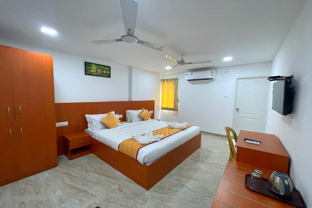Photo of Bedroom in Triplicane