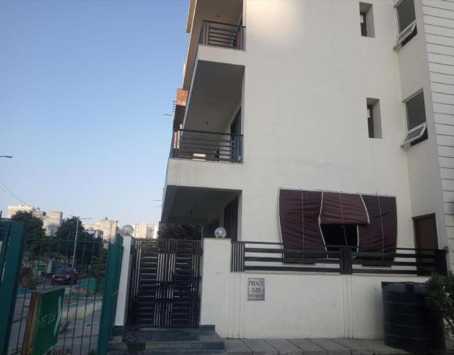 Photo of Buildings in Noida