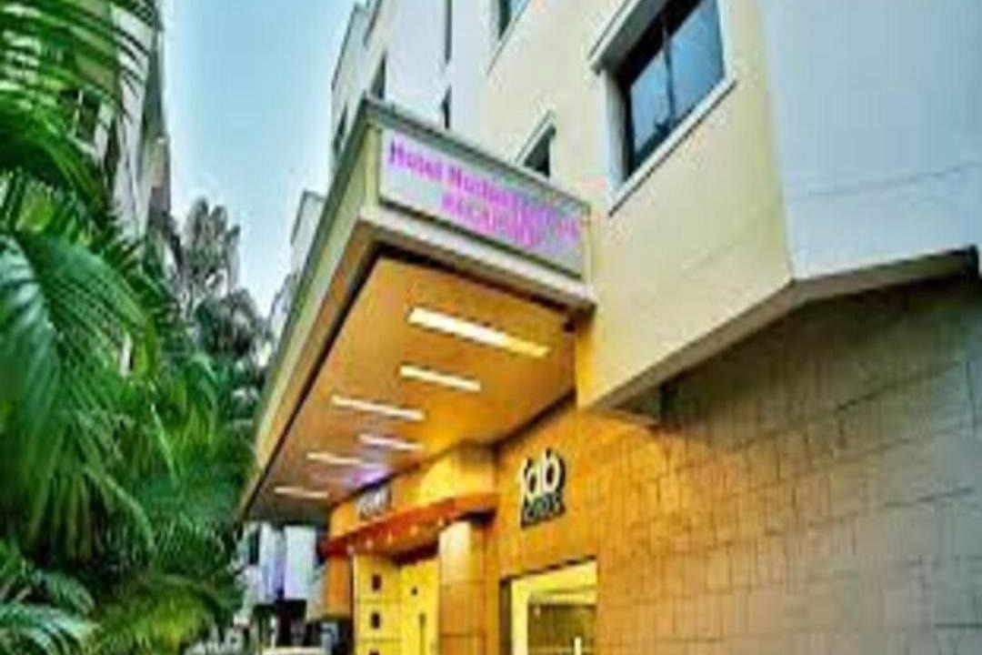 Photo of Buildings in Parthasarathy Puram