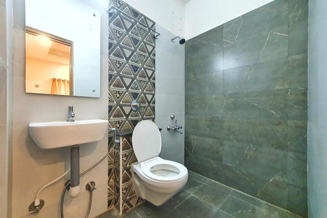 Photo of Bathroom in Periamet