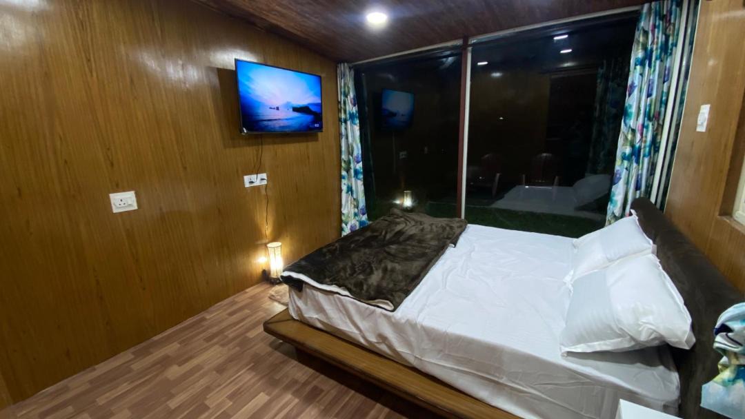 Photo of Bedroom in Naldehra