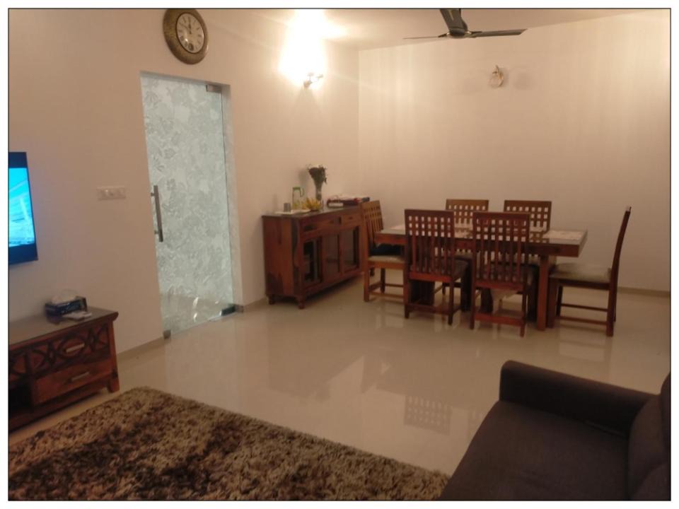Photo of Livingroom in Vadanemelli