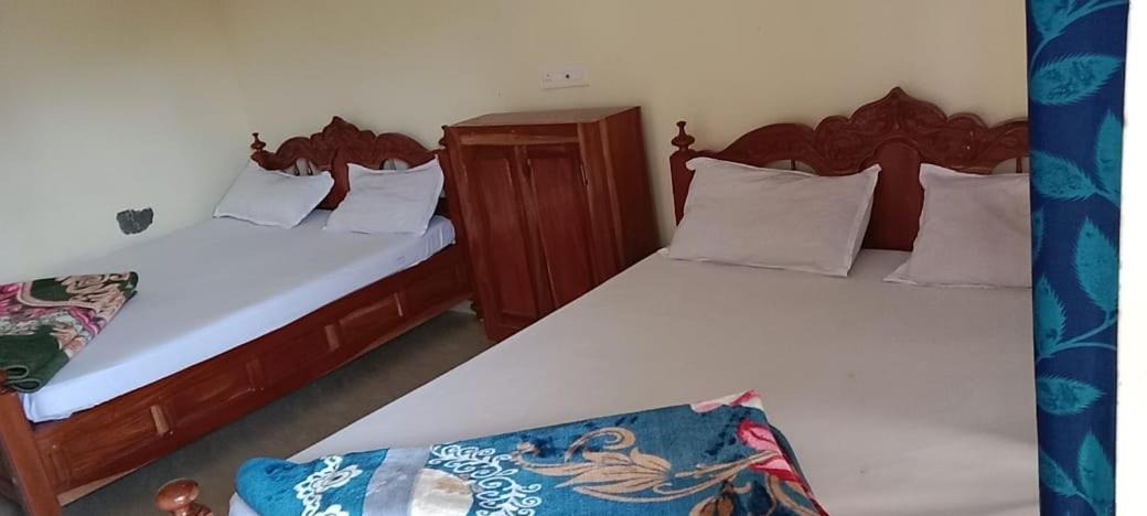 Photo of Bedroom in Valparai