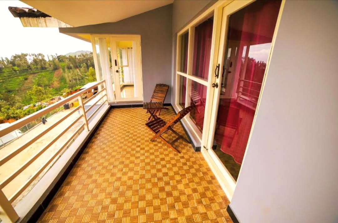 Photo of Patio Balcony in Kodaikanal