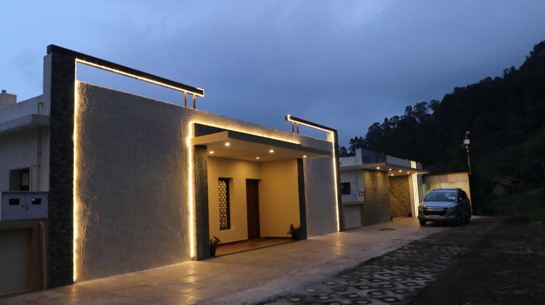 Photo of Buildings in Vattakanal