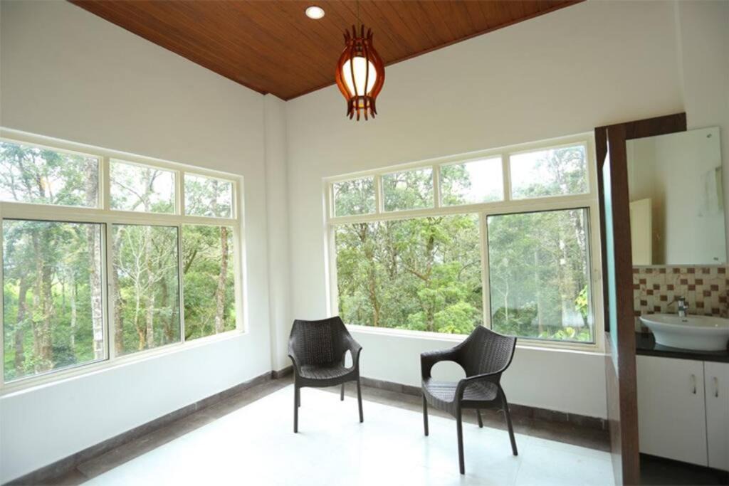 Photo of Livingroom in Chinnakanal