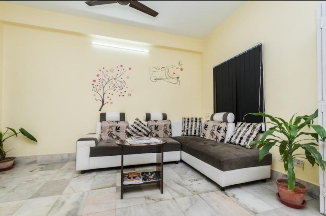 Photo of Livingroom in Sector II
