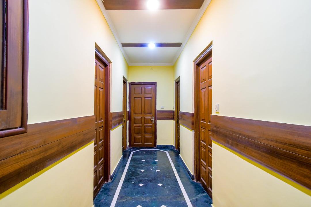 Photo of Bedroom in Ballygunge