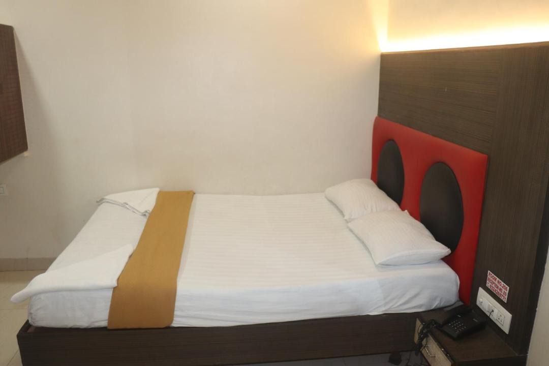 Photo of Bedroom in Mira Road East