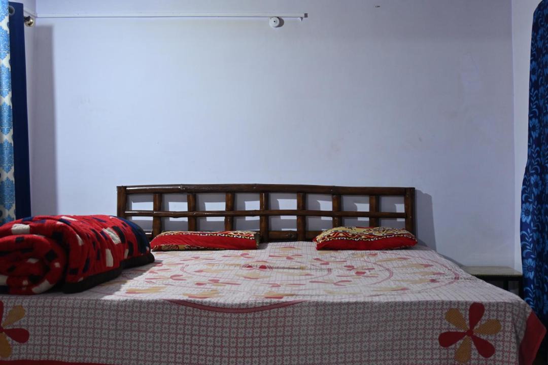 Photo of Bedroom in Almora
