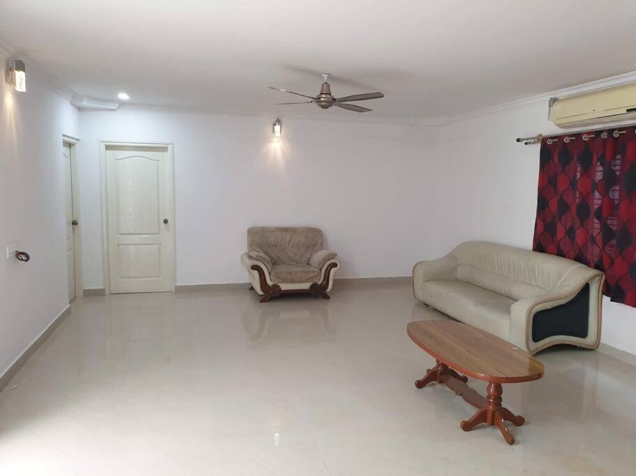 Photo of Livingroom in Narasapura