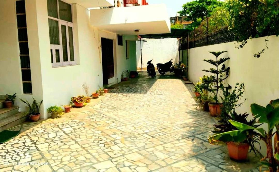 Photo of Buildings in Varanasi