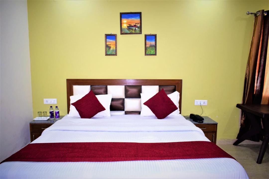 Photo of Bedroom in The Mall Road