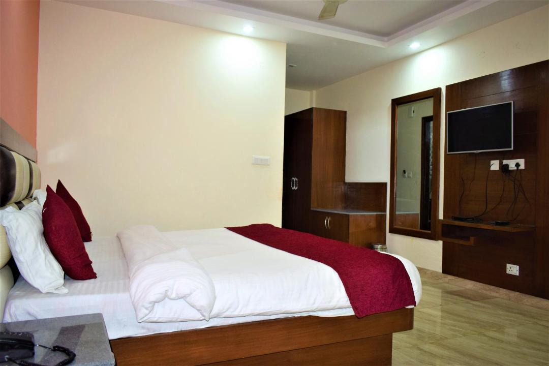 Photo of Bedroom in The Mall Road