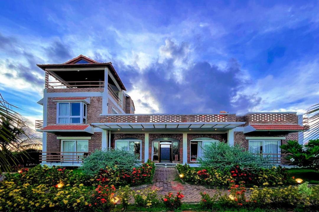 Photo of Buildings in Cheyyur