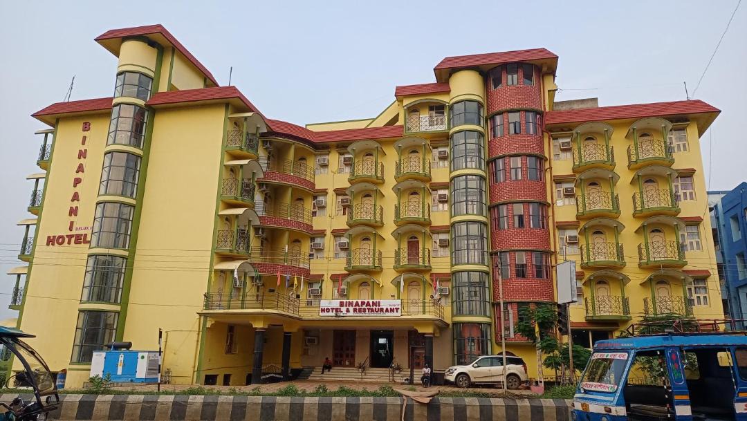 Photo of Buildings in Tarapith