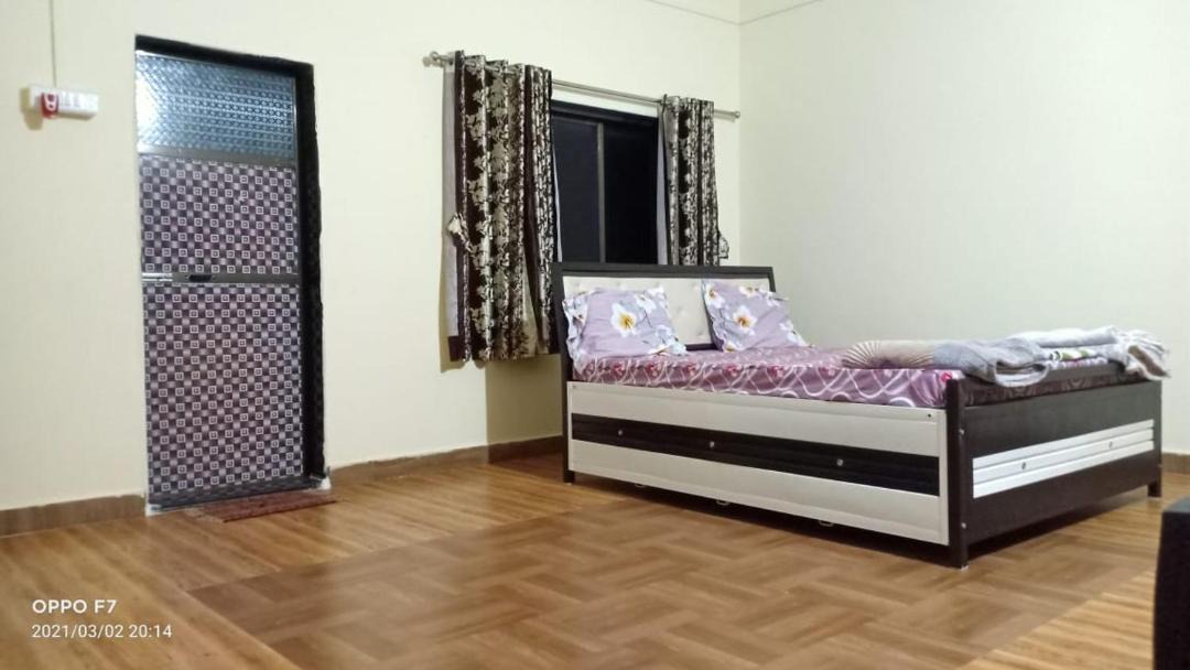 Photo of Bedroom in Malvan