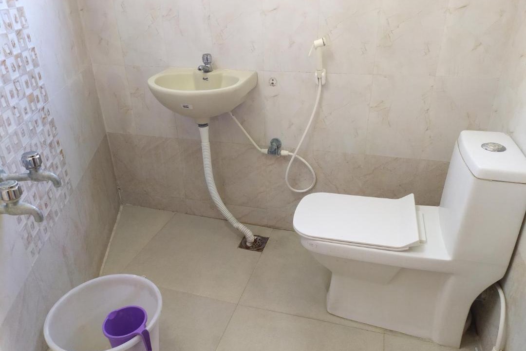 Photo of Bathroom in Kelambakkam