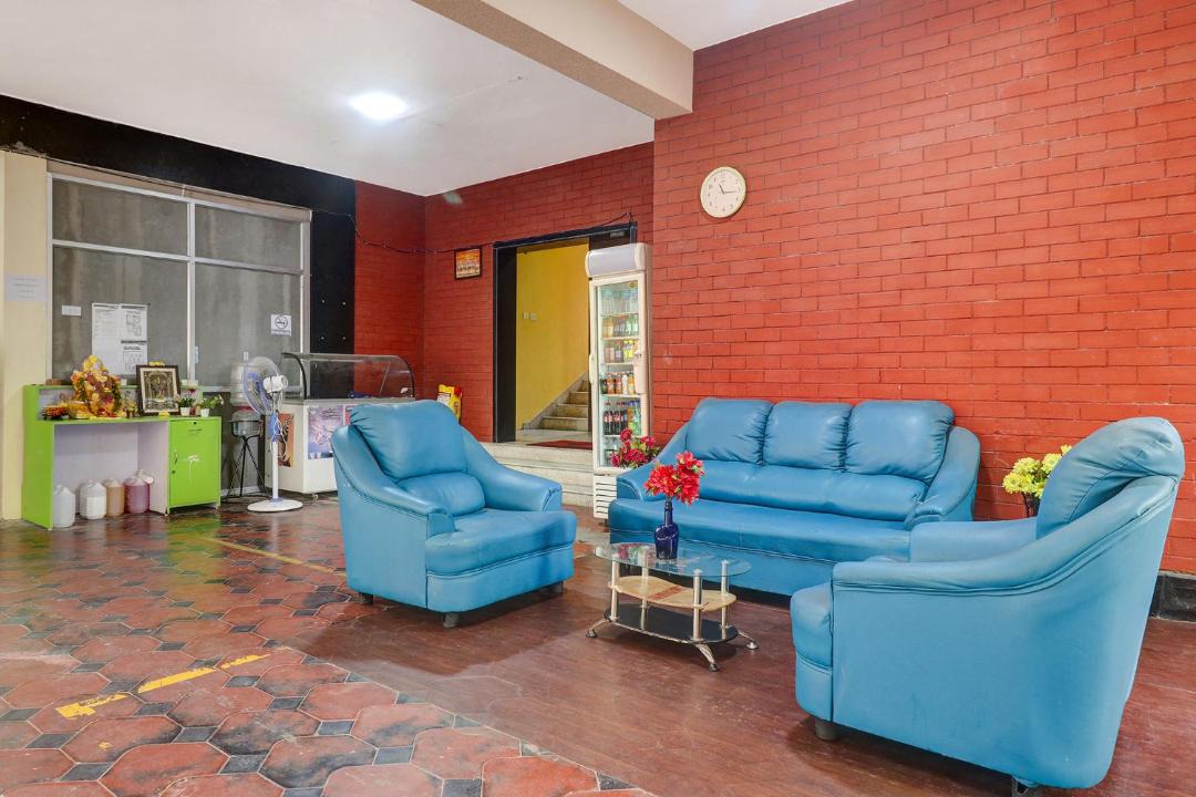 Photo of Livingroom in Teynampet