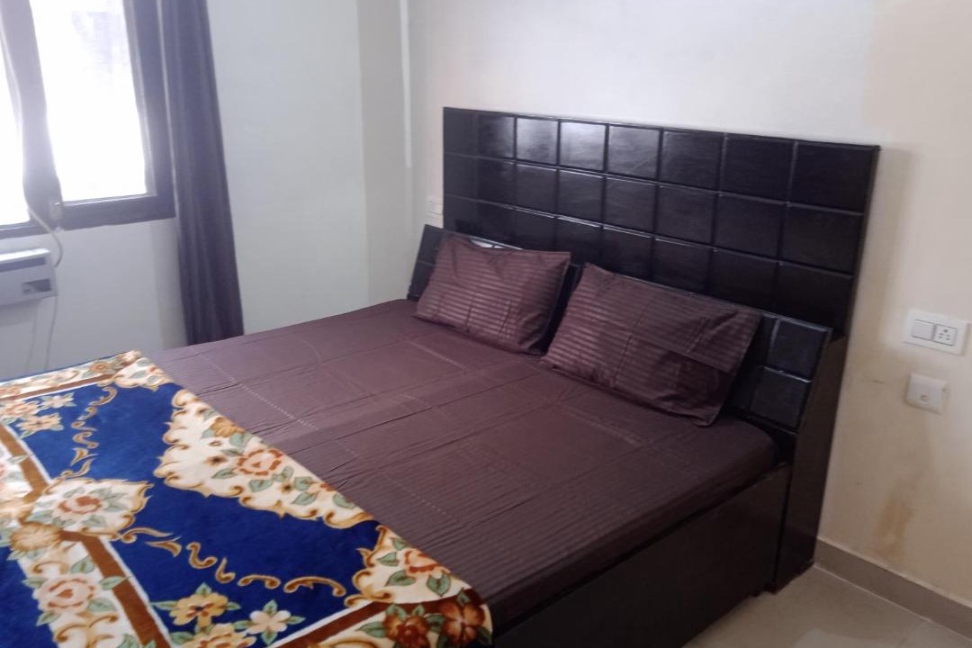 Photo of Bedroom in Mayapur