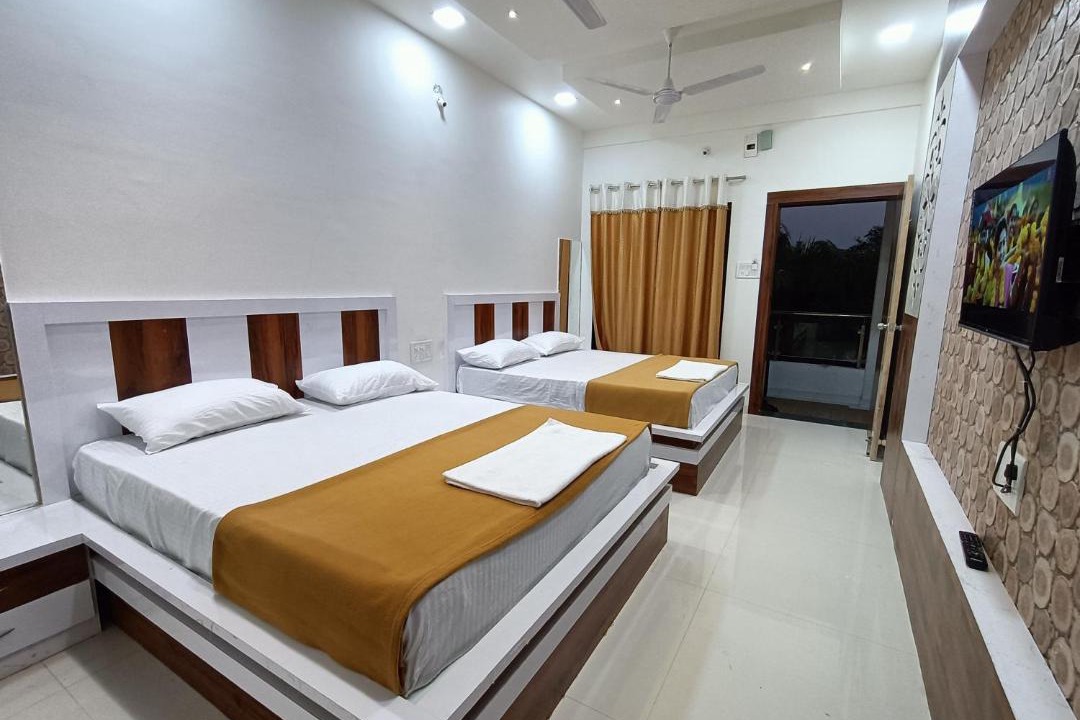 Photo of Bedroom in Trimbak