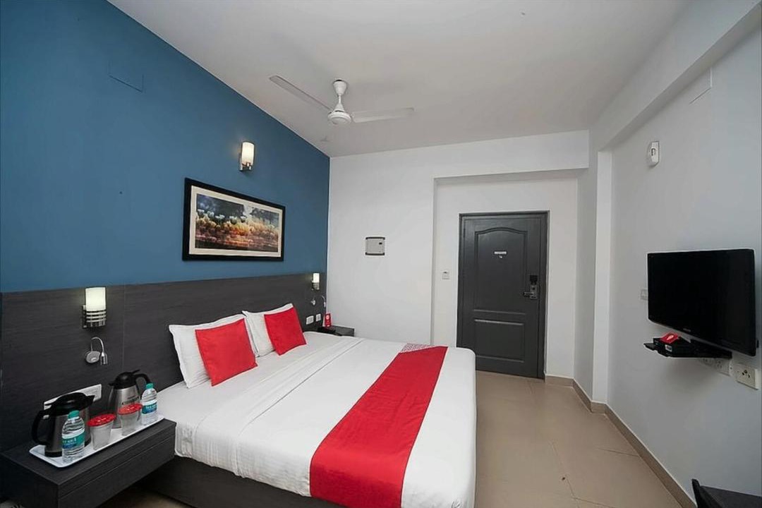 Photo of Bedroom in Mylapore Tiruvallikk