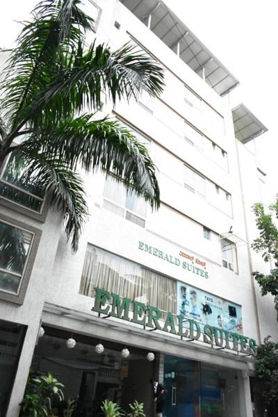 Photo of Buildings in 5th Block