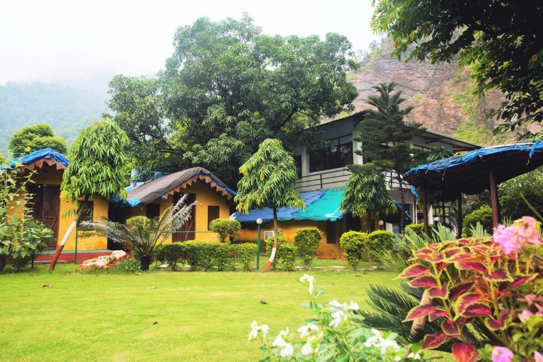 Photo of Buildings in Rishikesh