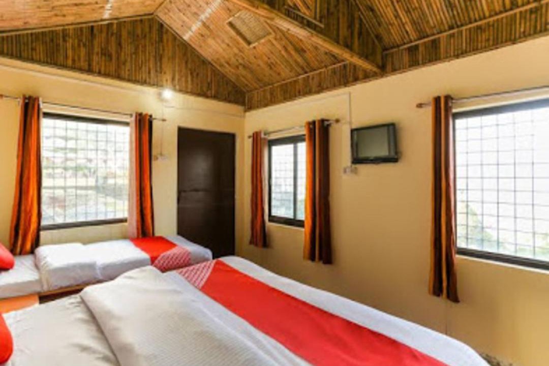 Photo of Bedroom in Lansdowne
