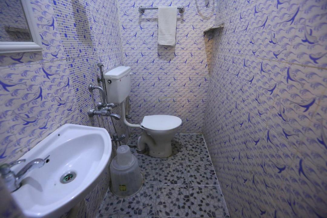 Photo of Bathroom in Kuilapalayam