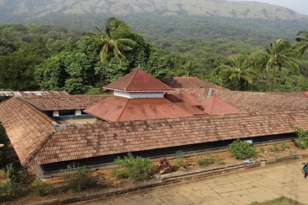 Photo of Buildings in Kaimane