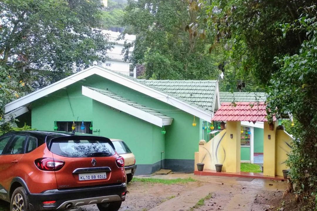 Photo of Buildings in Thalayathimund