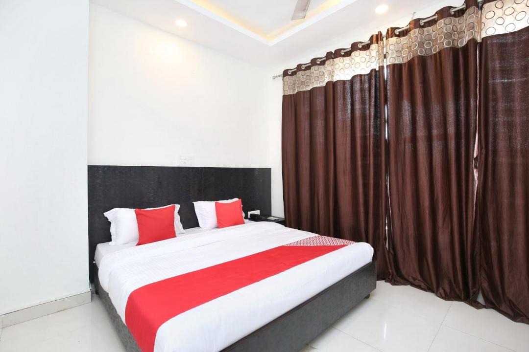 Photo of Bedroom in Sector 45