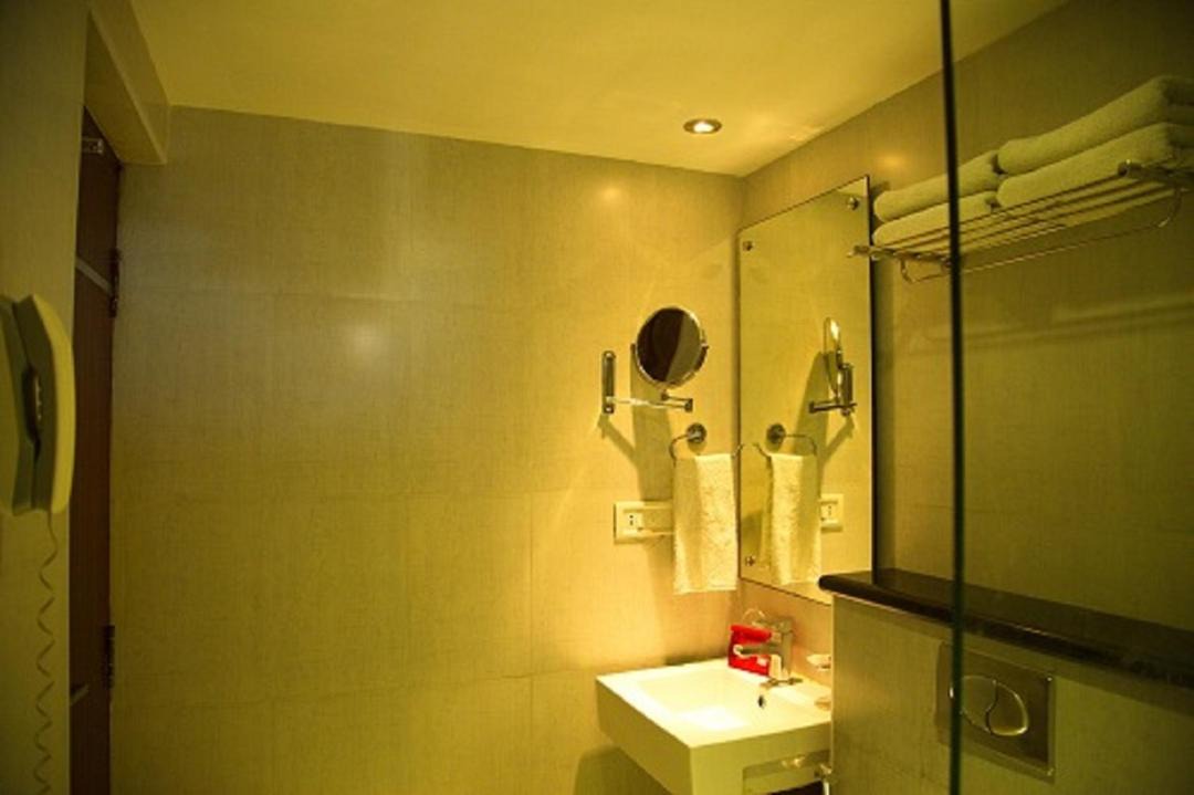 Photo of Bathroom in Heritage Town