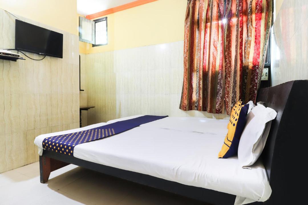 Photo of Bedroom in Charbagh