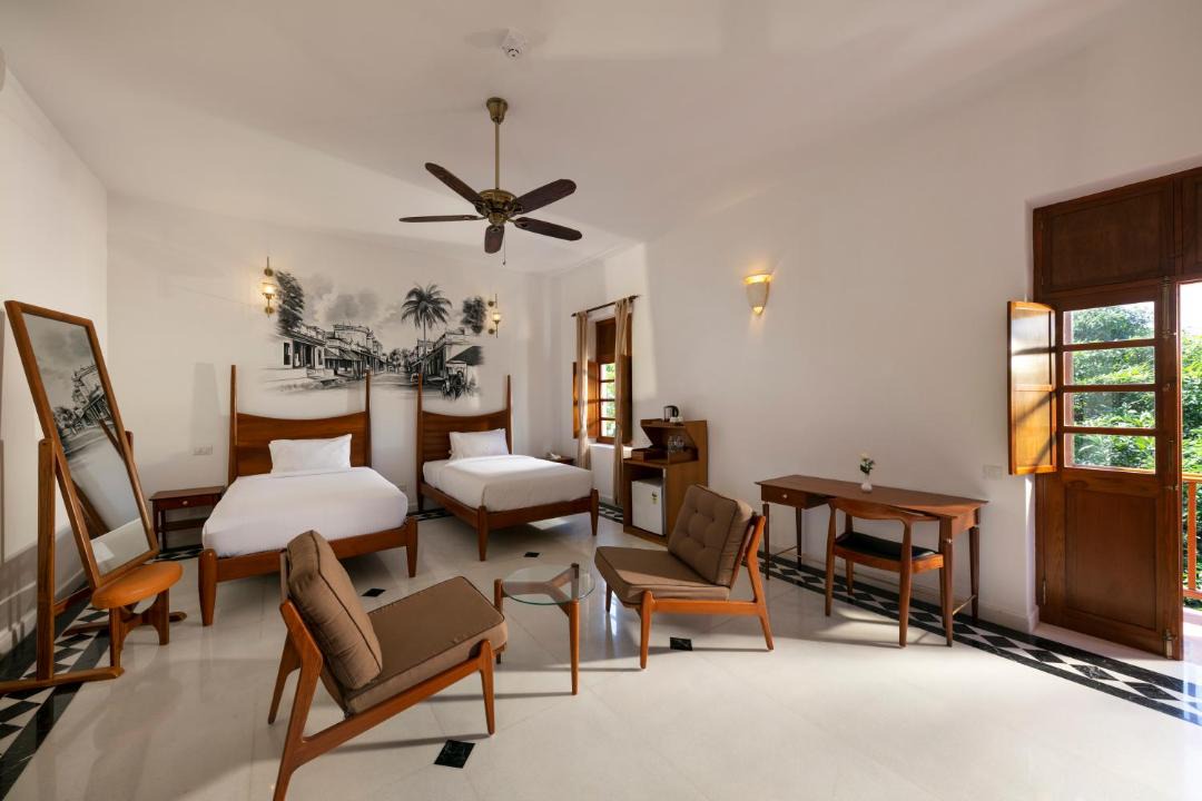 Photo of Livingroom in White Town