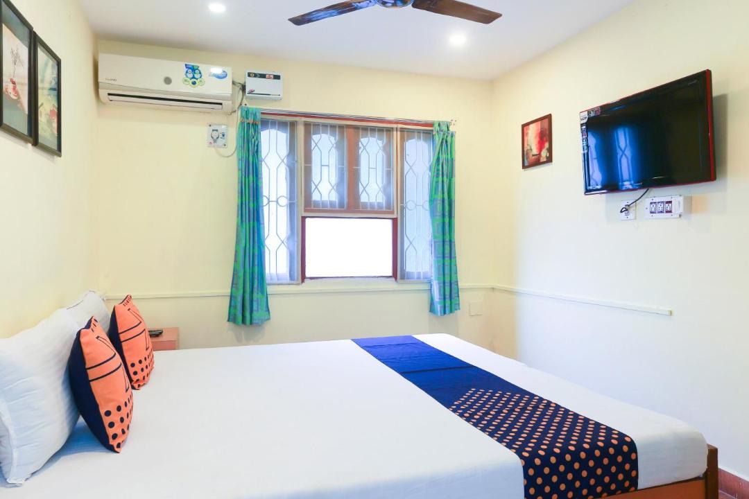Photo of Bedroom in Mahabalipuram Beach