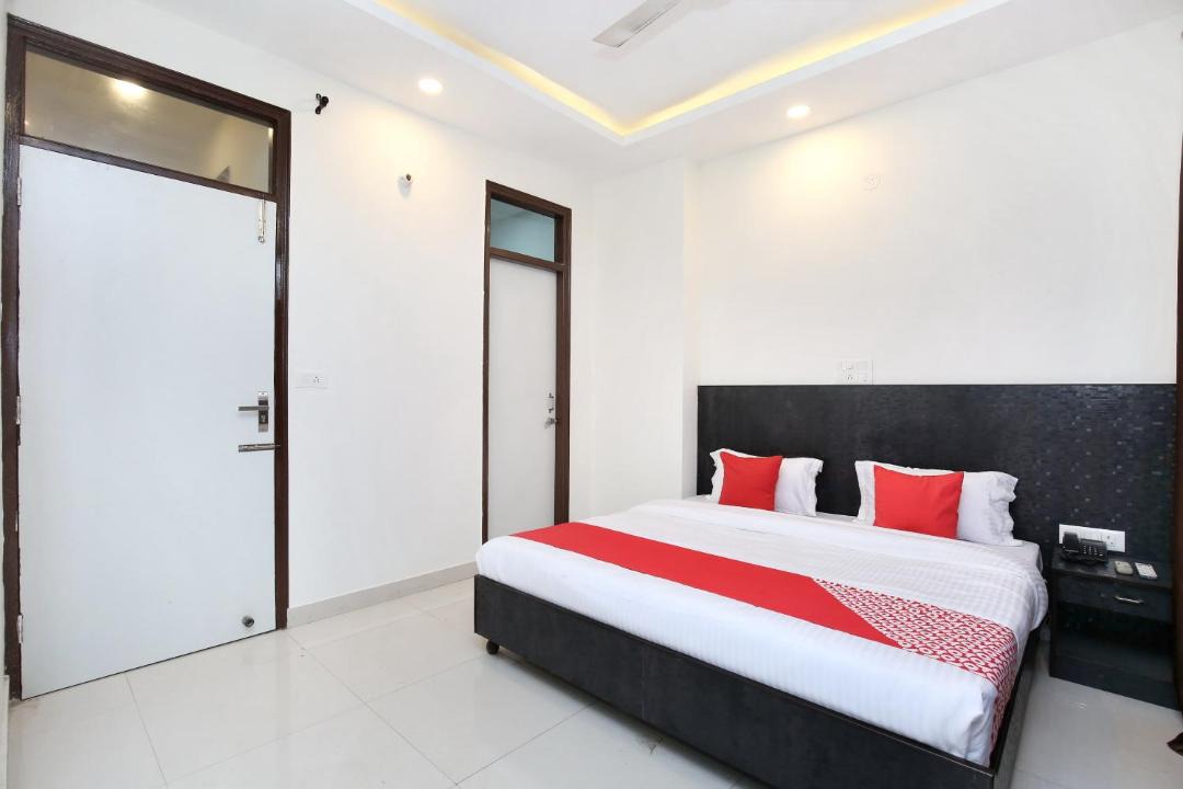 Photo of Bedroom in Sector 45