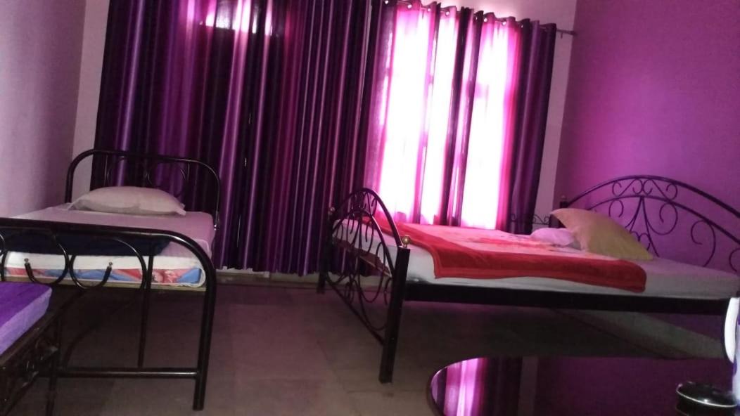 Photo of Bedroom in Tarapith