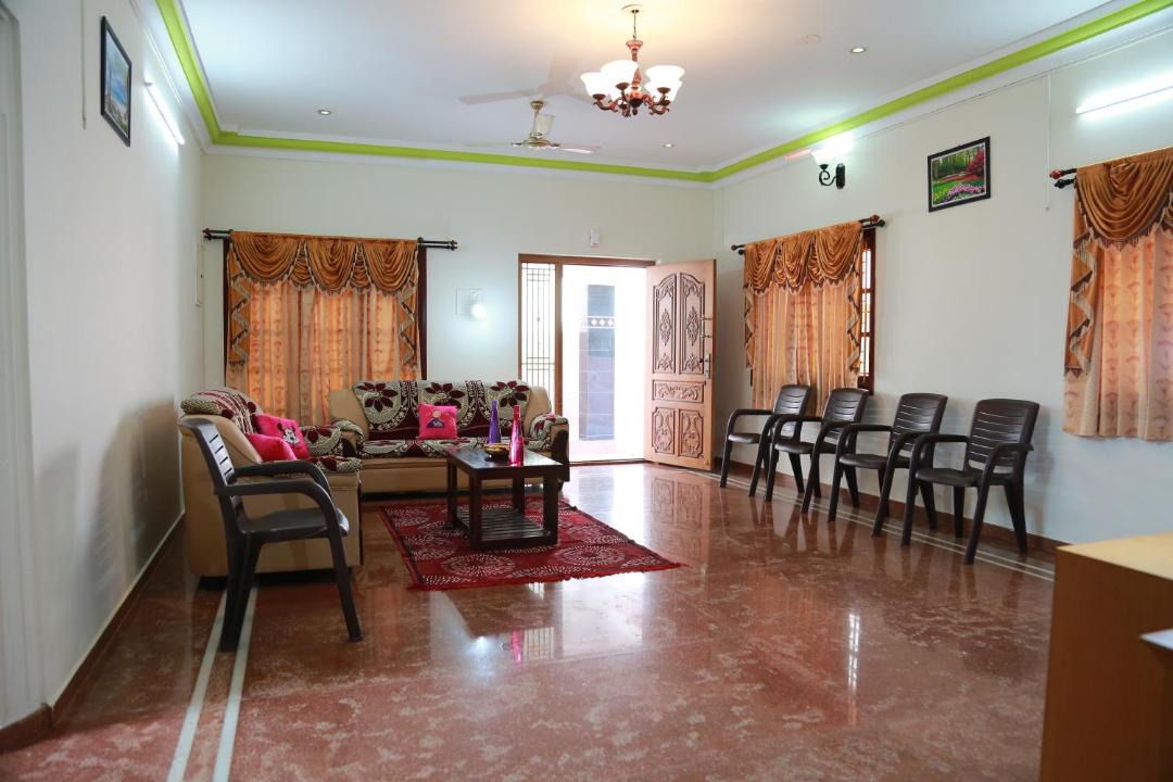 Photo of Livingroom in Saravanampatty