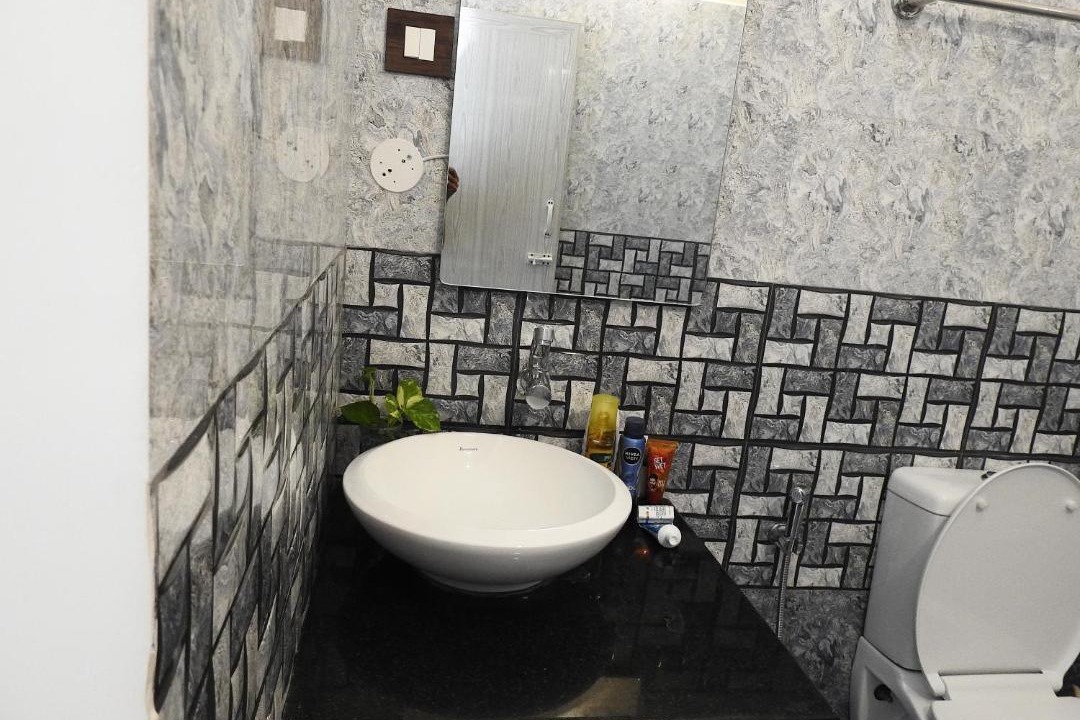 Photo of Bathroom in Tiruvannamalai