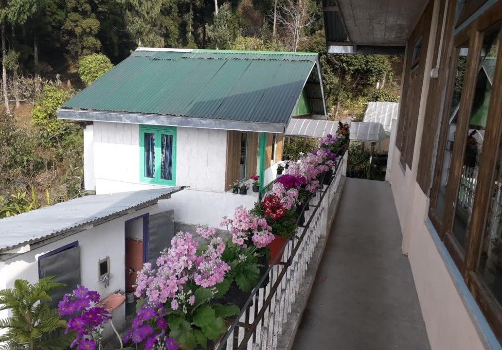 Photo of Buildings in Rishop