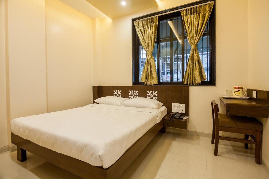 Photo of Bedroom in Dadar East