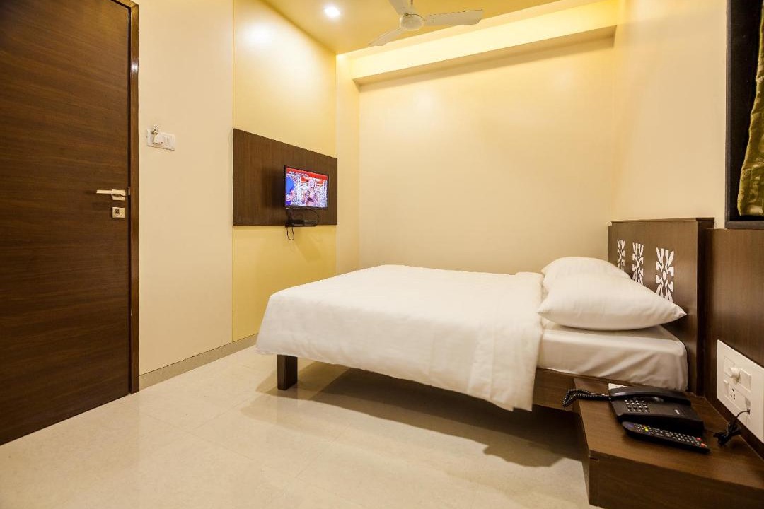 Photo of Bedroom in Dadar East
