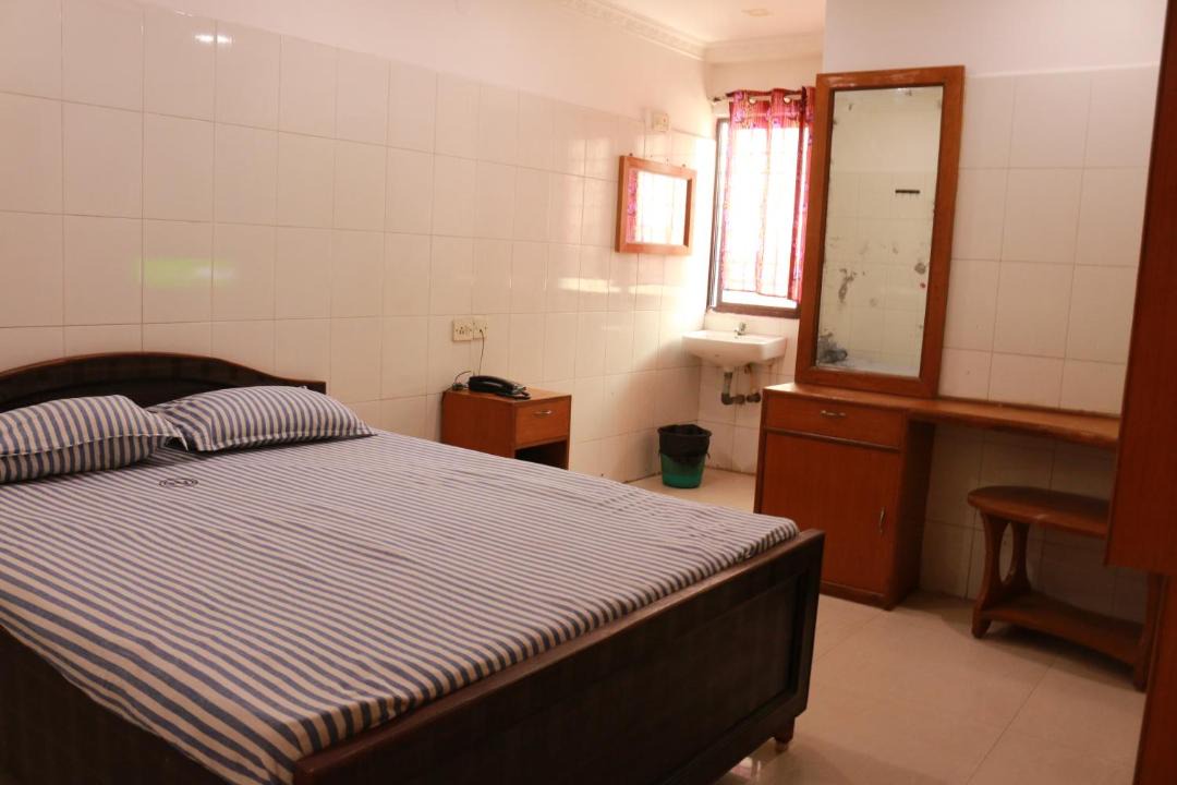 Photo of Bedroom in Triplicane