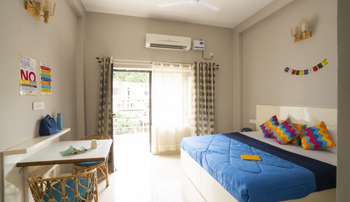 Deluxe private Ac room With Ensuite Bathroom